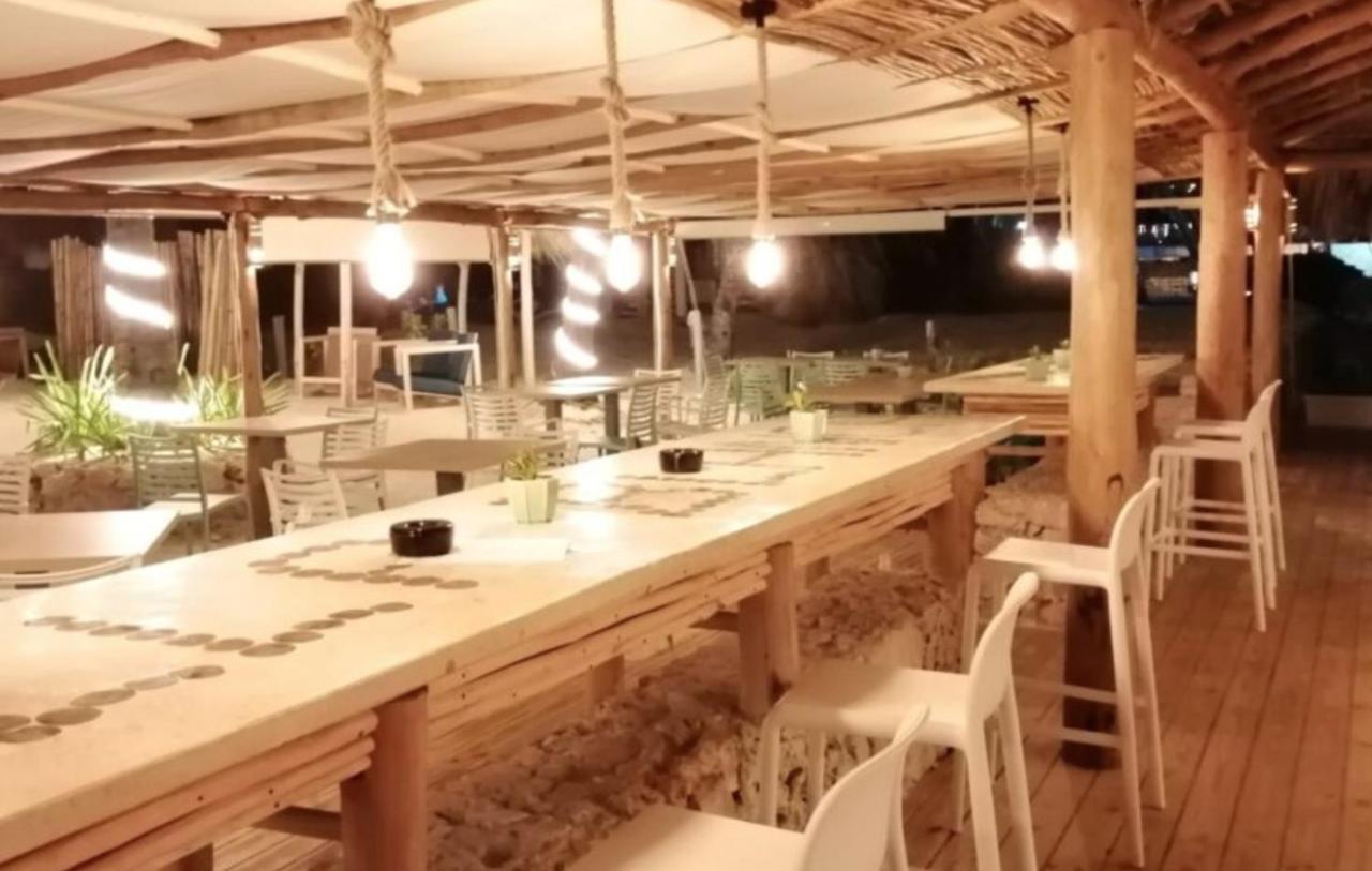 Sol Caribe Suites - Playa Los Corales - Beach Club, Wifi, Swimming Pool - Calle Aruba Punta Cana Esterno foto
